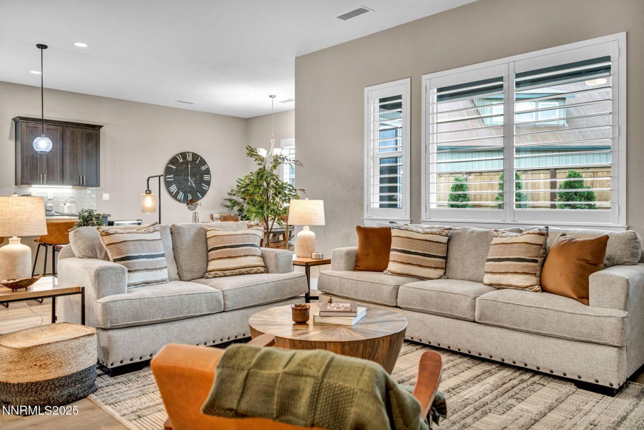 698 Sage Grouse Loop, Gardnerville, NV 89460 Photo