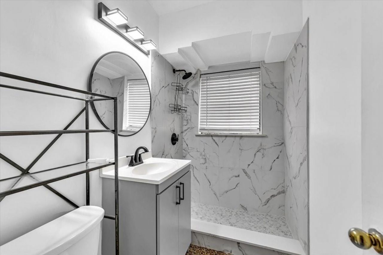 560 NE 15th Avenue, Fort Lauderdale, FL 33301 Photo