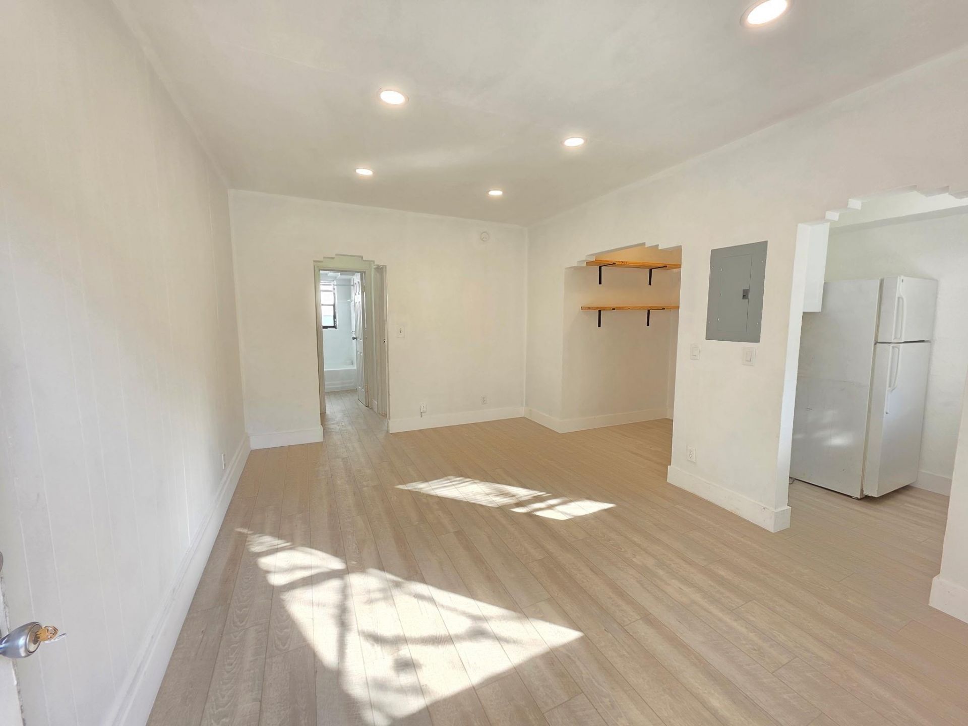 560 NE 15th Avenue, Fort Lauderdale, FL 33301 Photo