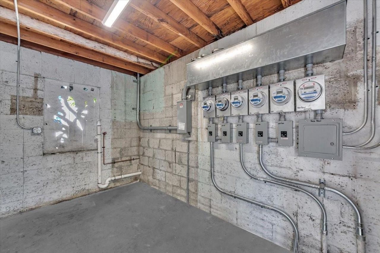 560 NE 15th Avenue, Fort Lauderdale, FL 33301 Photo