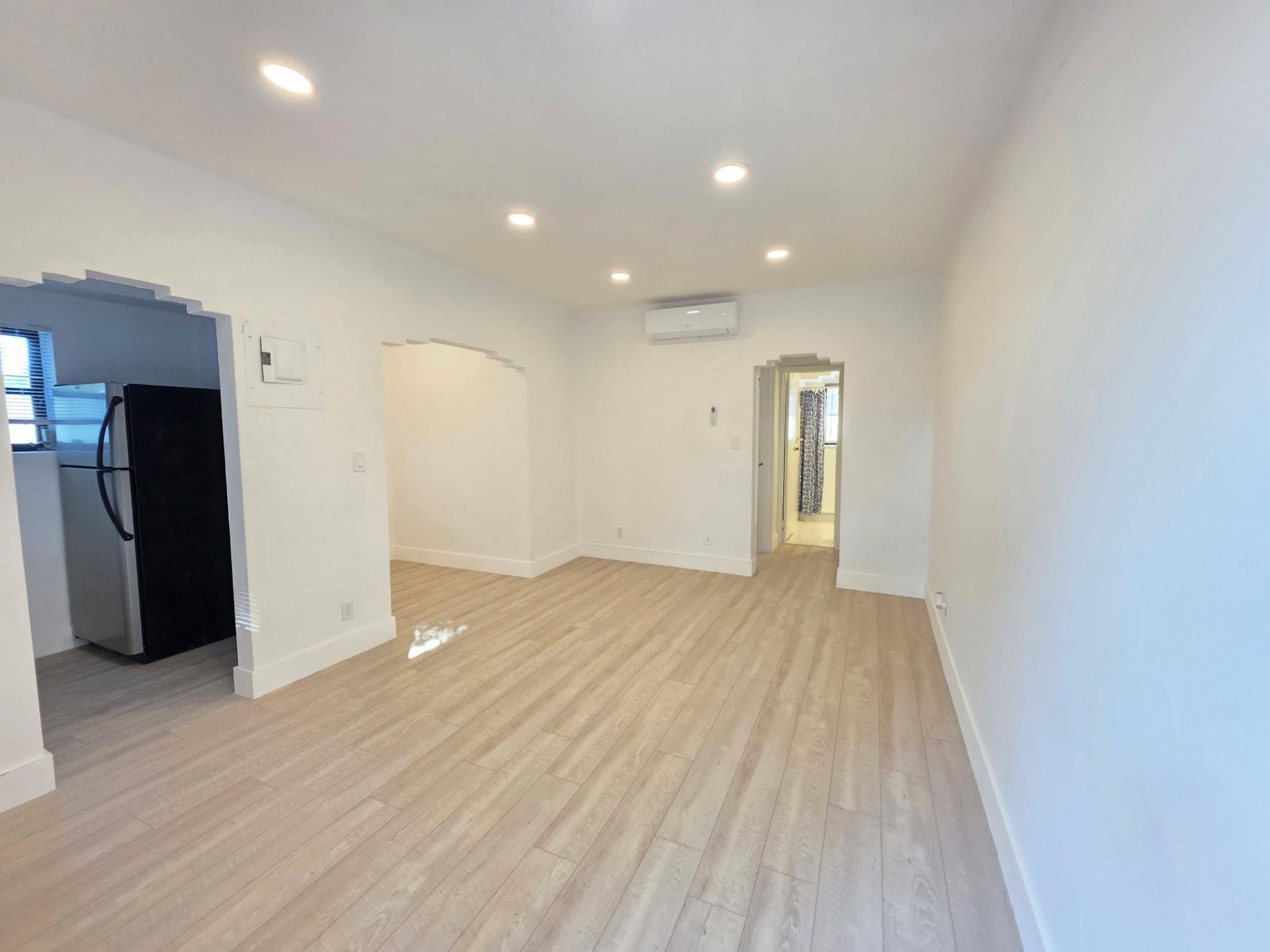 560 NE 15th Avenue, Fort Lauderdale, FL 33301 Photo