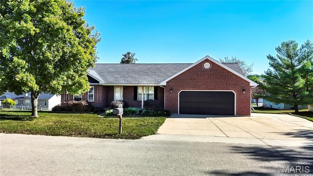 1154 Riverwoods Drive, Desloge, MO 63628 Main Photo