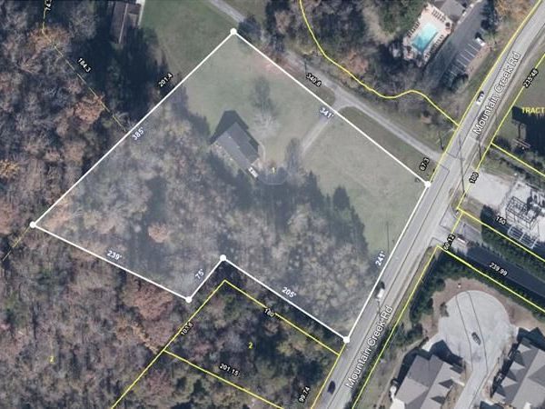 1161 Mountain Creek Road, Chattanooga, TN 37405