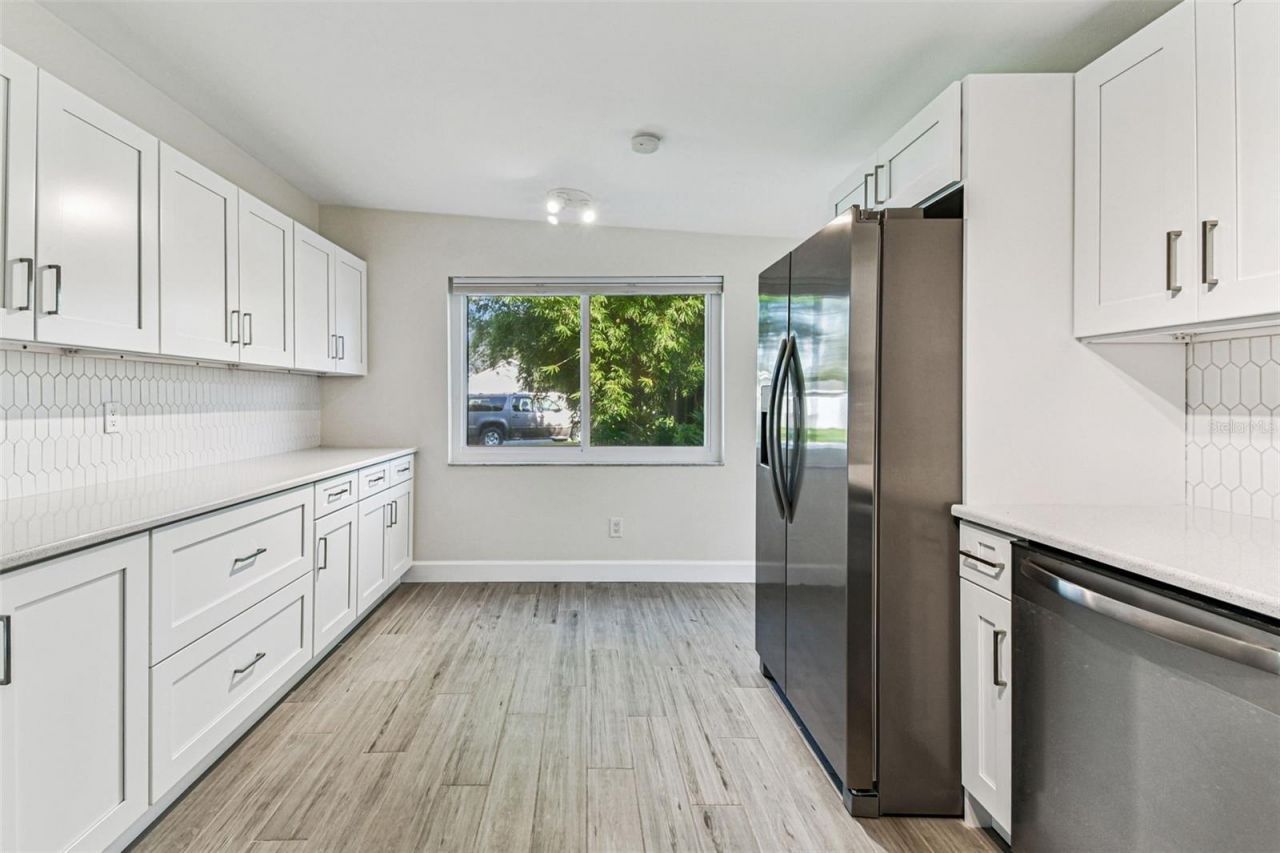 5701 Commonwealth Avenue N, Saint Petersburg, FL 33703 Photo