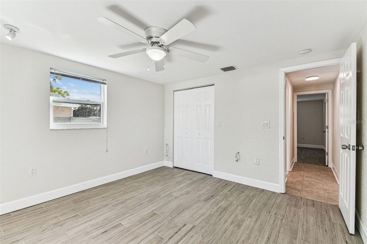 5701 Commonwealth Avenue N, Saint Petersburg, FL 33703 Photo