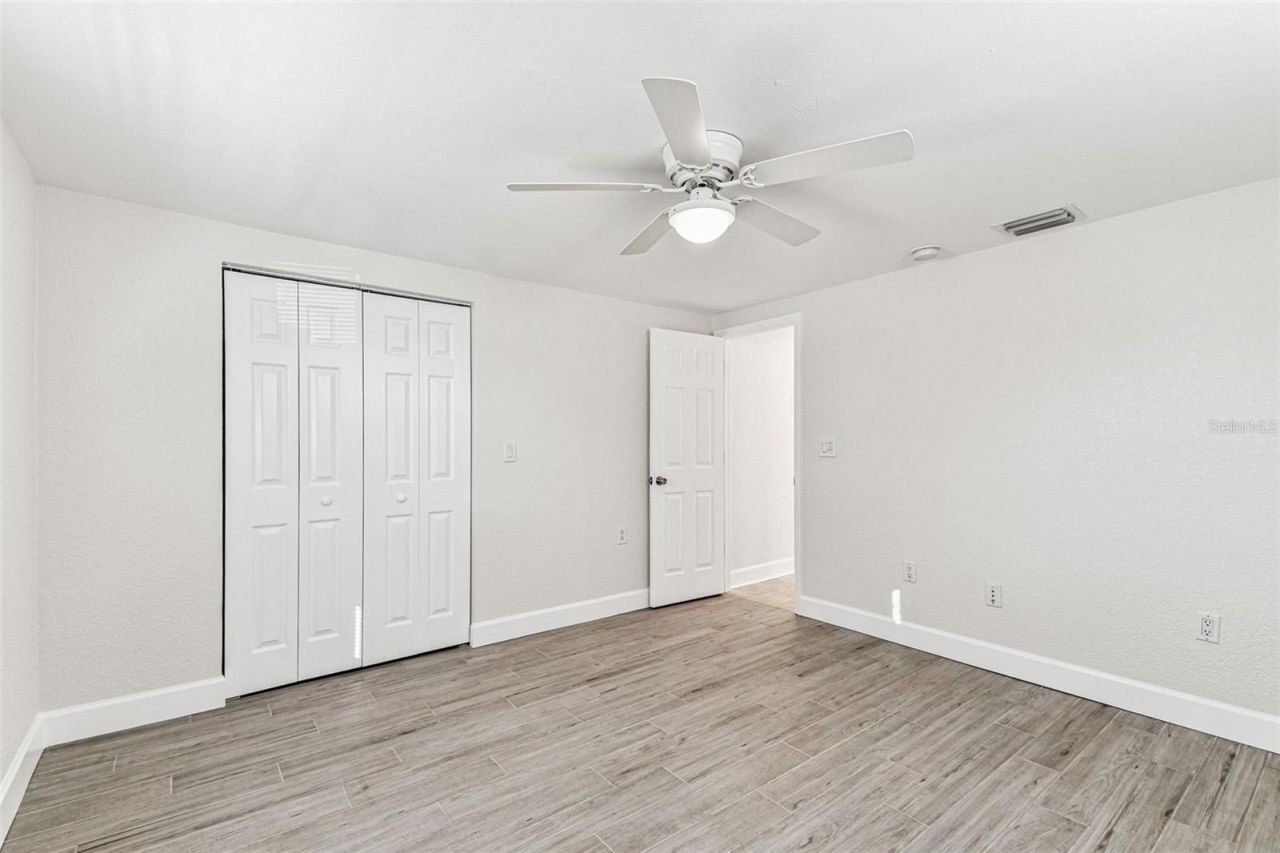 5701 Commonwealth Avenue N, Saint Petersburg, FL 33703 Photo