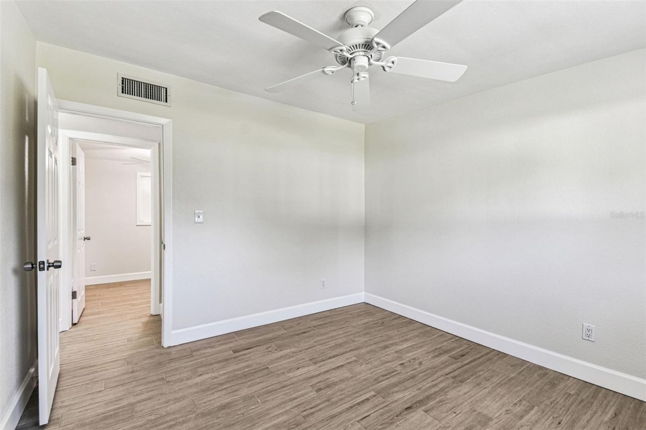 5701 Commonwealth Avenue N, Saint Petersburg, FL 33703 Photo