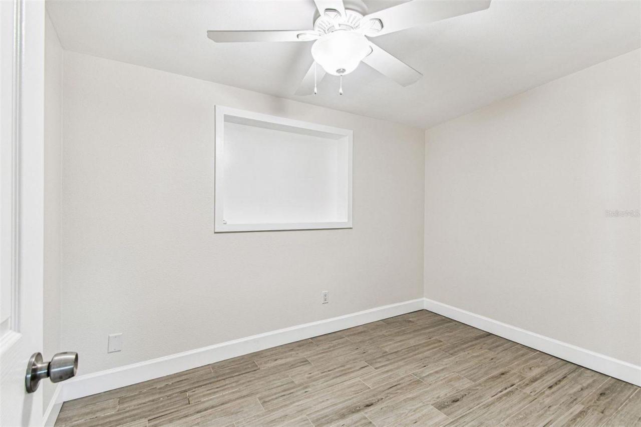 5701 Commonwealth Avenue N, Saint Petersburg, FL 33703 Photo