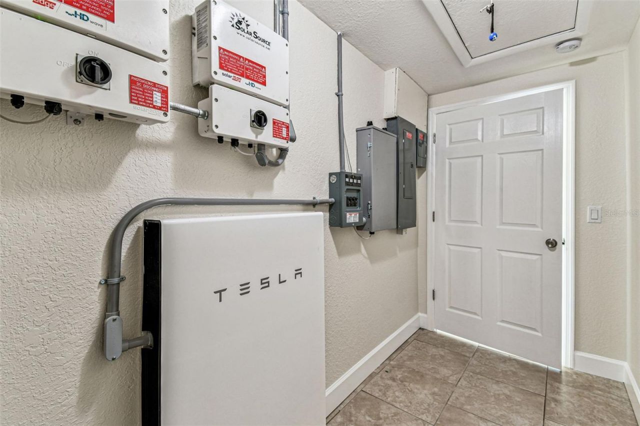 5701 Commonwealth Avenue N, Saint Petersburg, FL 33703 Photo