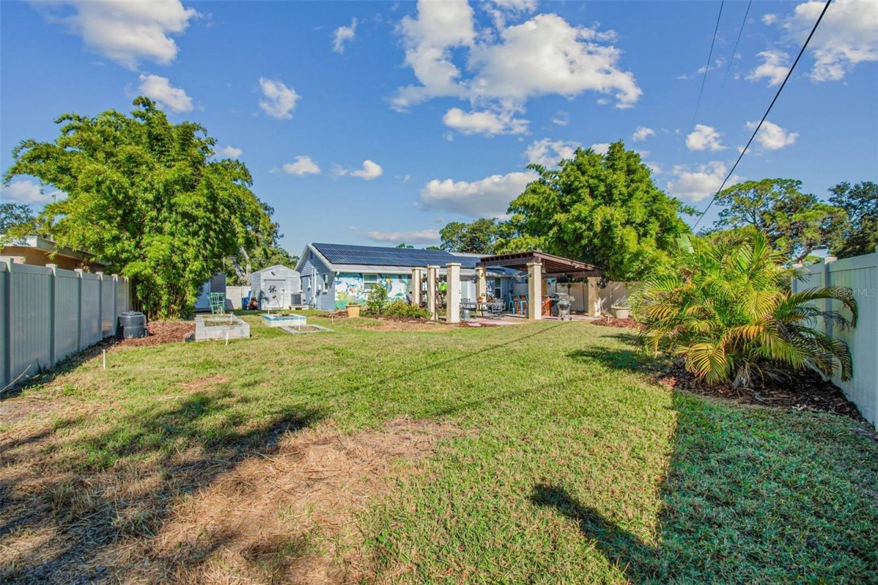 5701 Commonwealth Avenue N, Saint Petersburg, FL 33703 Photo