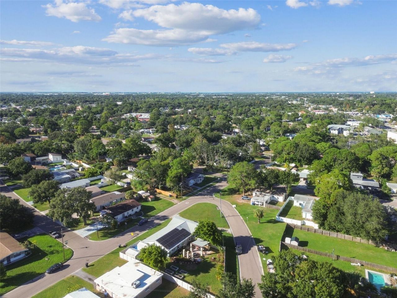 5701 Commonwealth Avenue N, Saint Petersburg, FL 33703 Photo