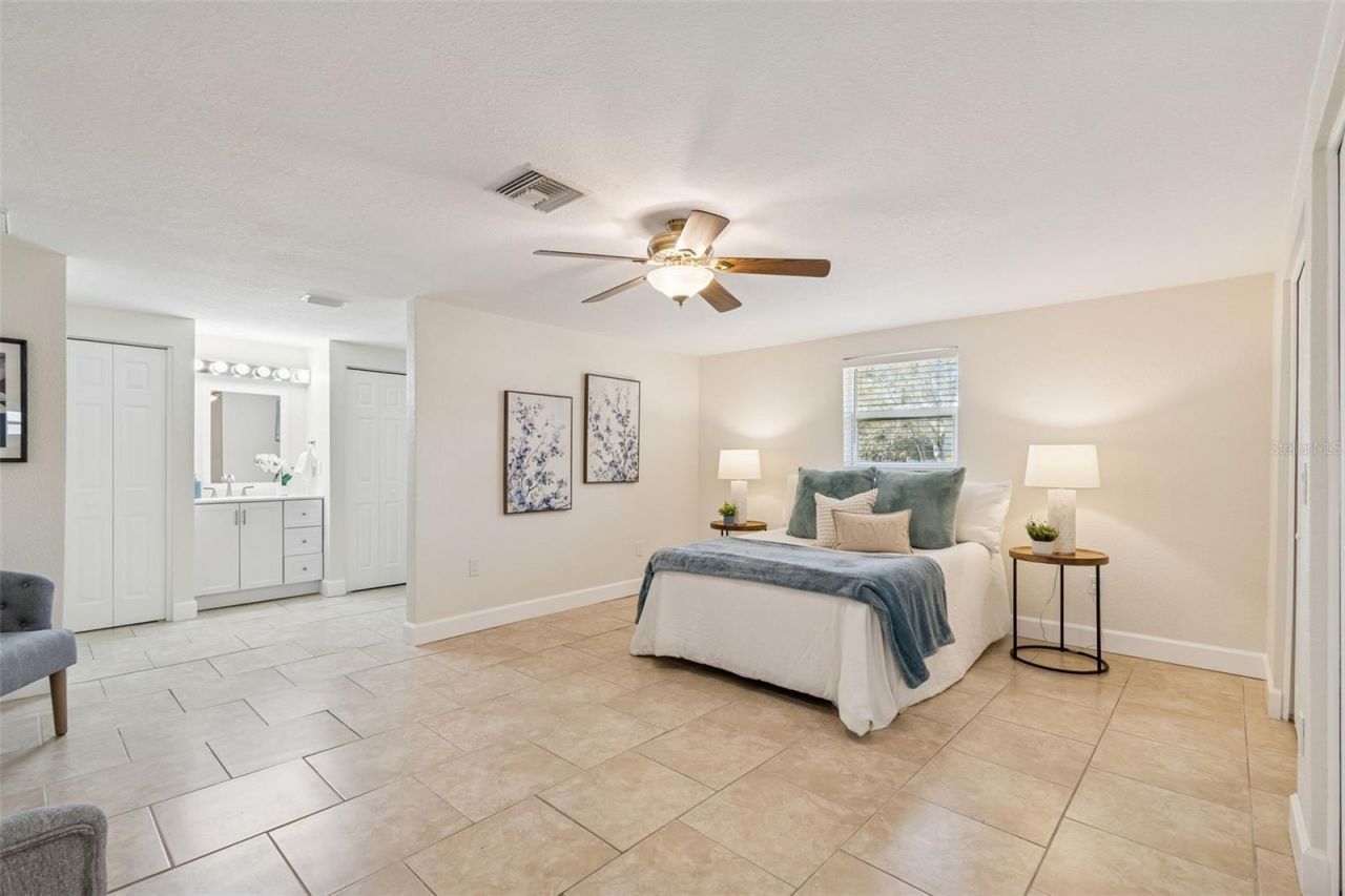 5701 Commonwealth Avenue N, Saint Petersburg, FL 33703 Photo