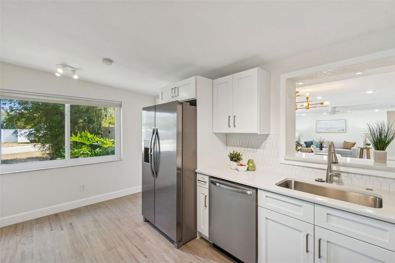 5701 Commonwealth Avenue N, Saint Petersburg, FL 33703 Photo