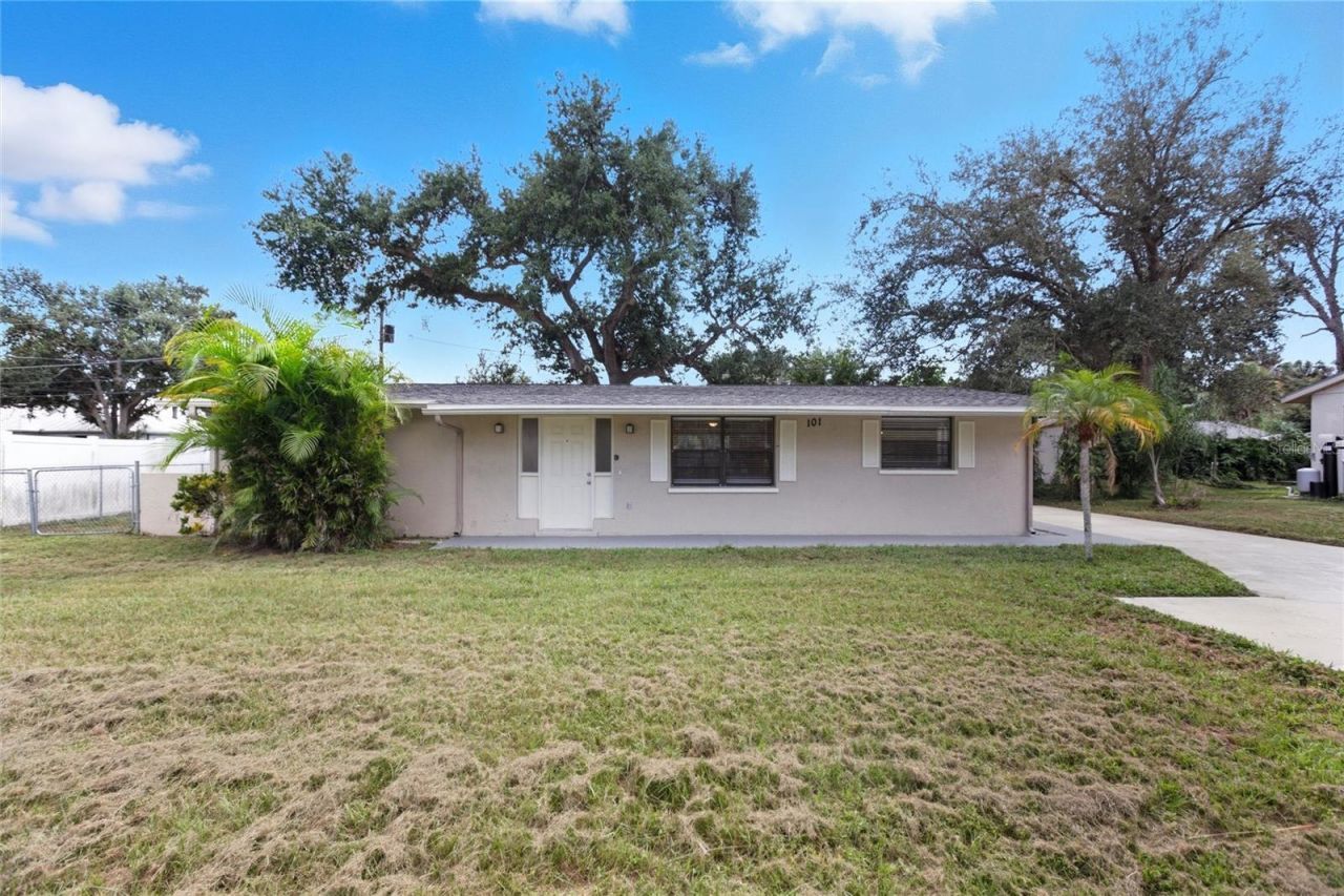 101 Oberlin Road, Venice, FL 34293 Main Photo
