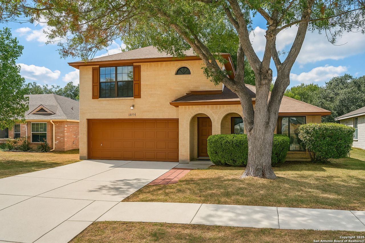 11311 Forest Shower, Live Oak, TX 78233 Main Photo