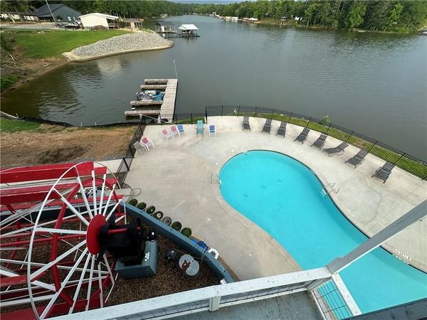 600 County Road 531, Unit 206, Centre, AL 35960