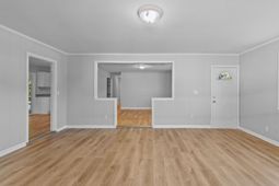 2507 Violet Avenue photo 4