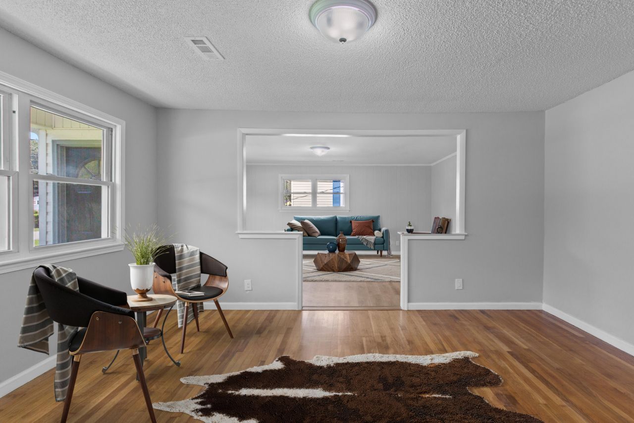 2507 Violet Avenue Photo 8