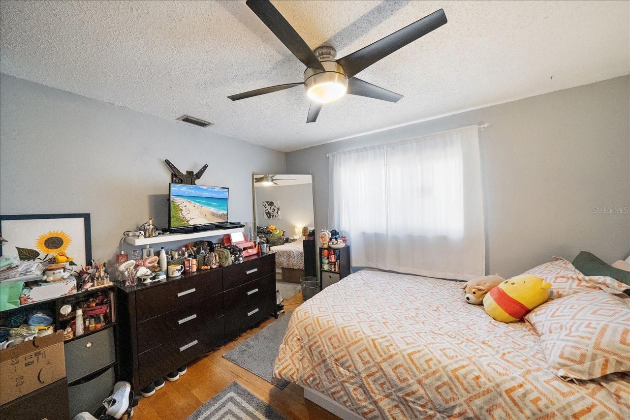 1008 SW 4th Place, Cape Coral, FL 33991 Photo