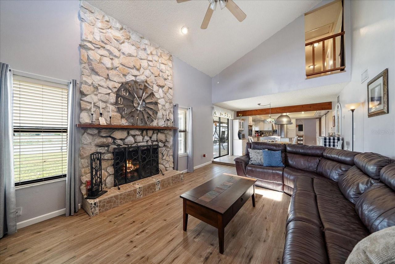 1008 SW 4th Place, Cape Coral, FL 33991 Photo