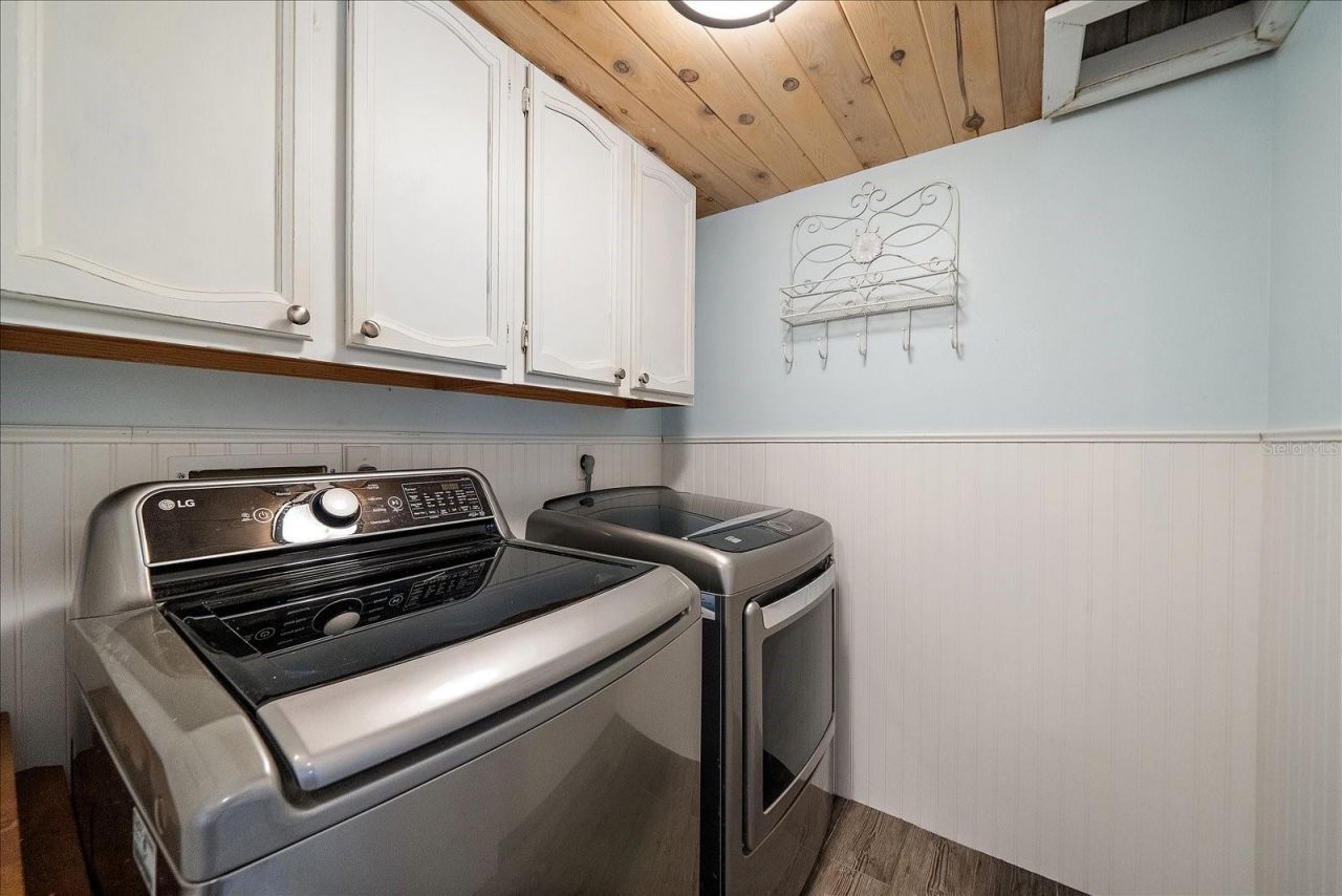 1008 SW 4th Place, Cape Coral, FL 33991 Photo