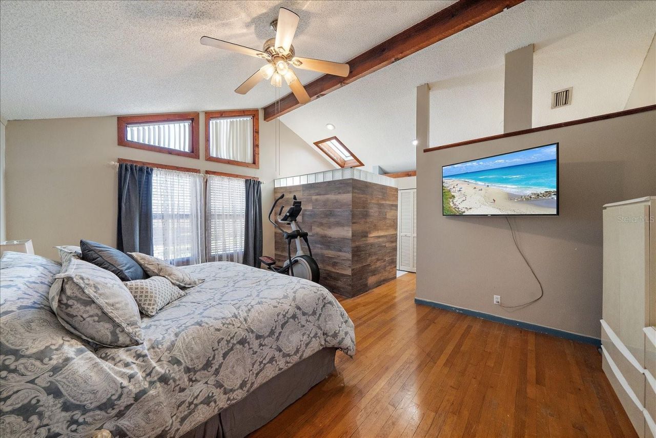 1008 SW 4th Place, Cape Coral, FL 33991 Photo