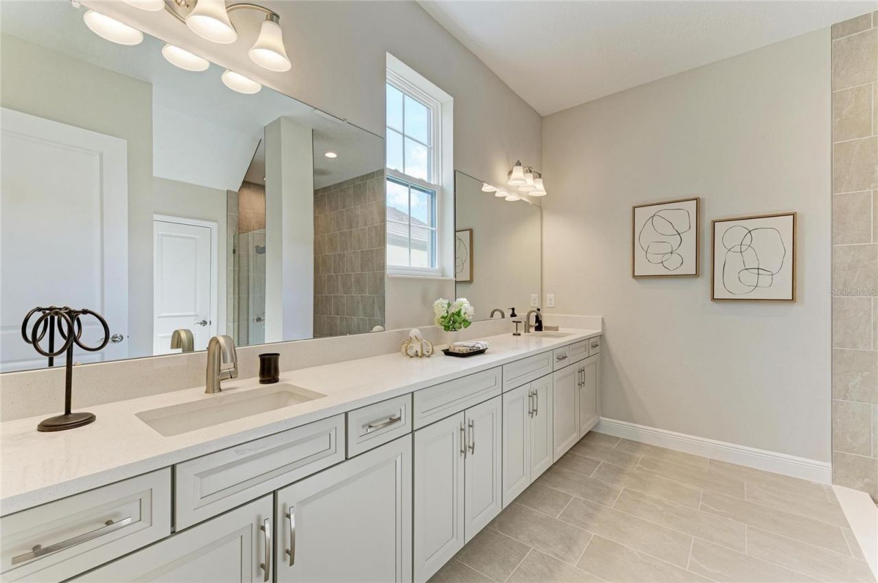 35483 Big Hawk Drive, Zephyrhills, FL 33541 Photo