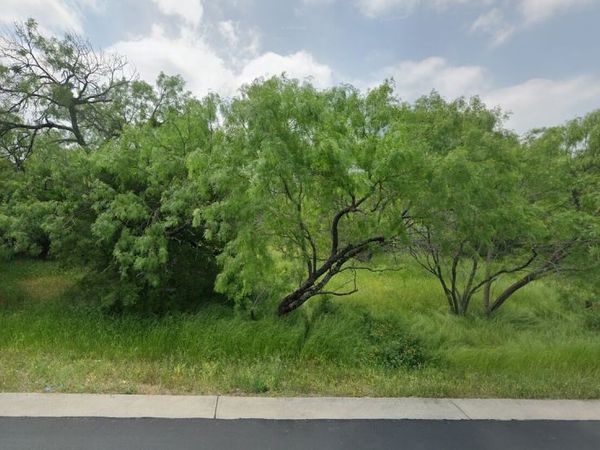 1006 Hi Circle W, Horseshoe Bay, TX 78657