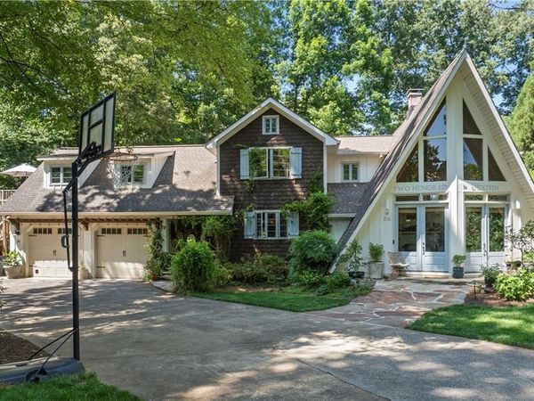 216 Don John Trail, Woodstock, GA 30189