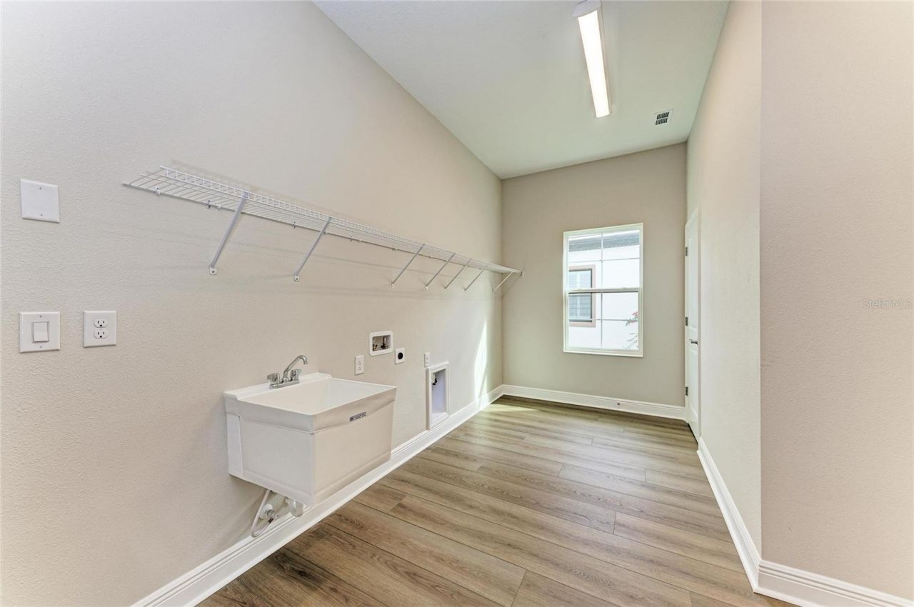 35326 Big Hawk Drive, Zephyrhills, FL 33541 Photo