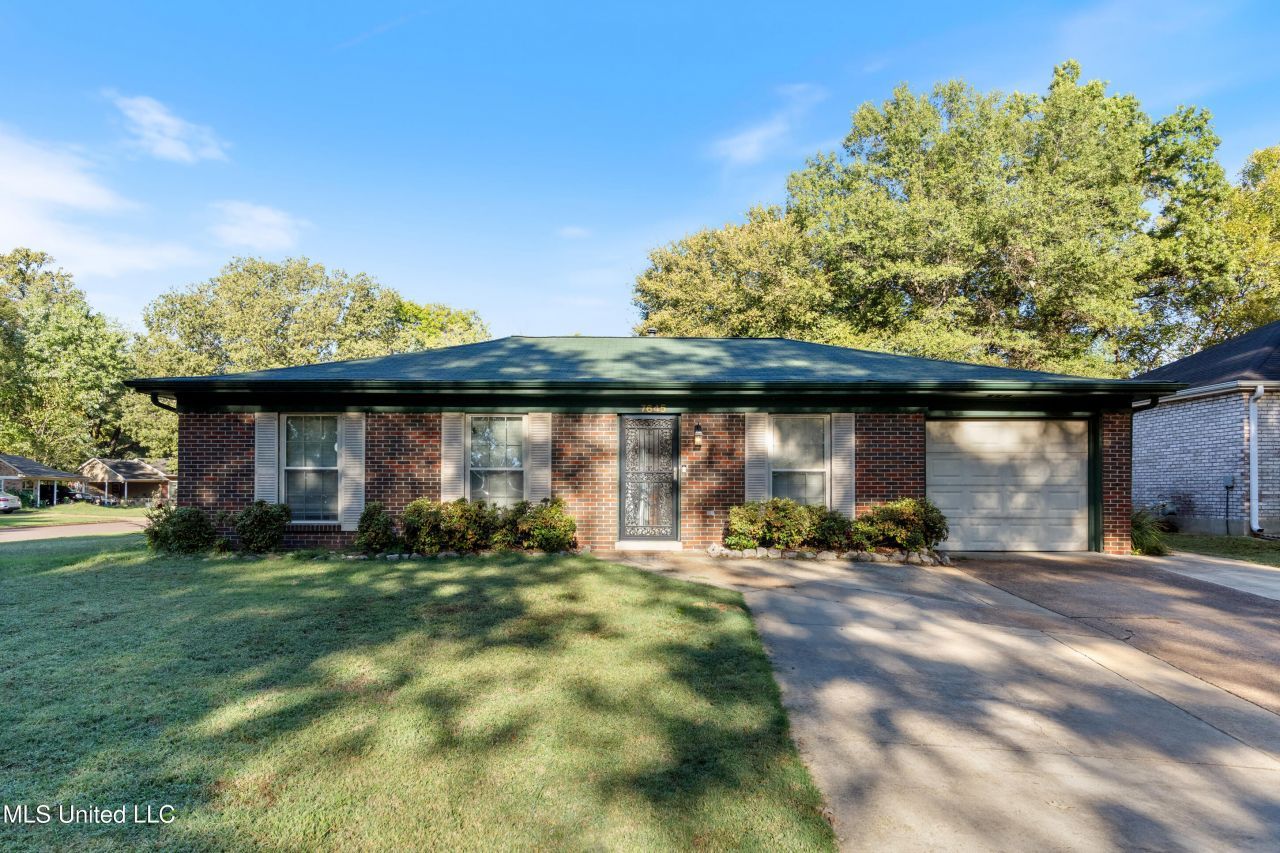 7645 Coral Hills Cove, Southaven, MS 38671 Main Photo