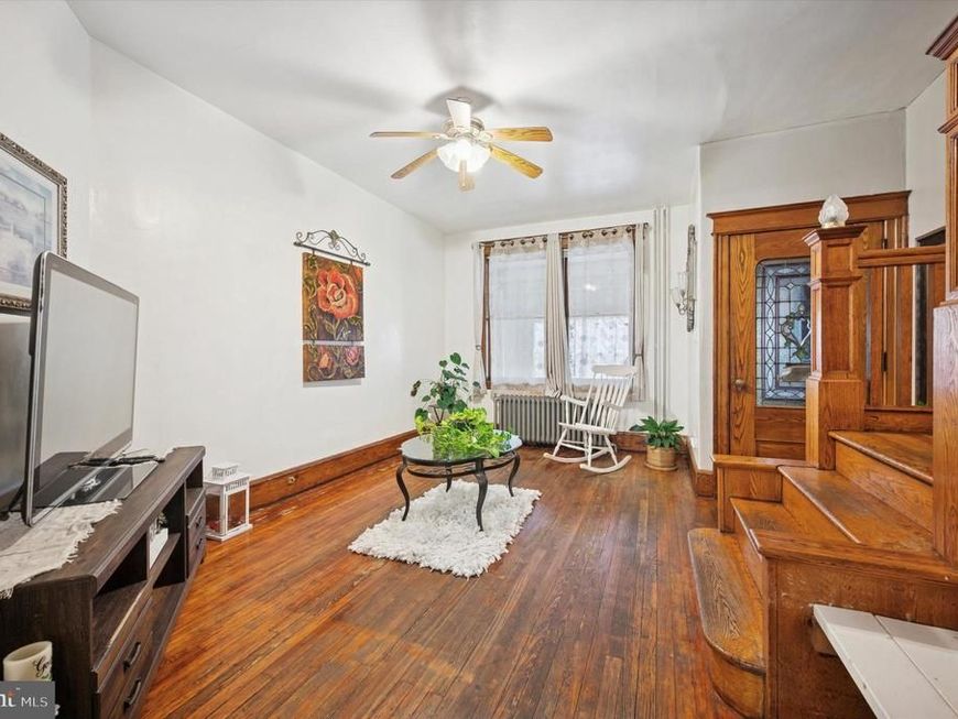 2046 E Ontario Street, Philadelphia, PA 19134 Main Photo