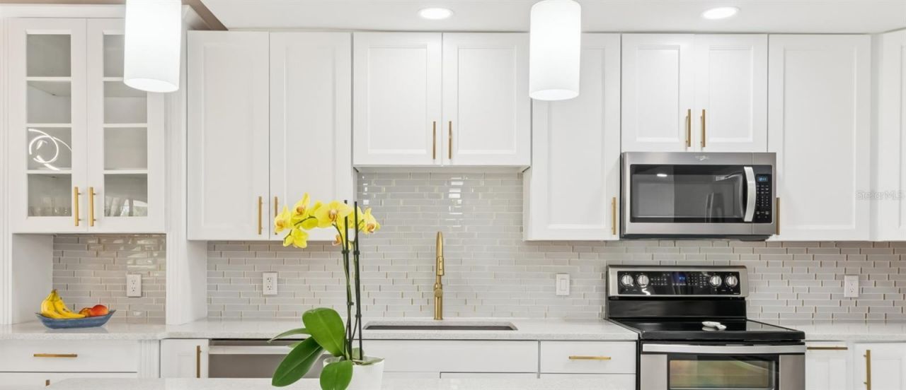 14603 Village Glen Circle, Tampa, FL 33618 Photo