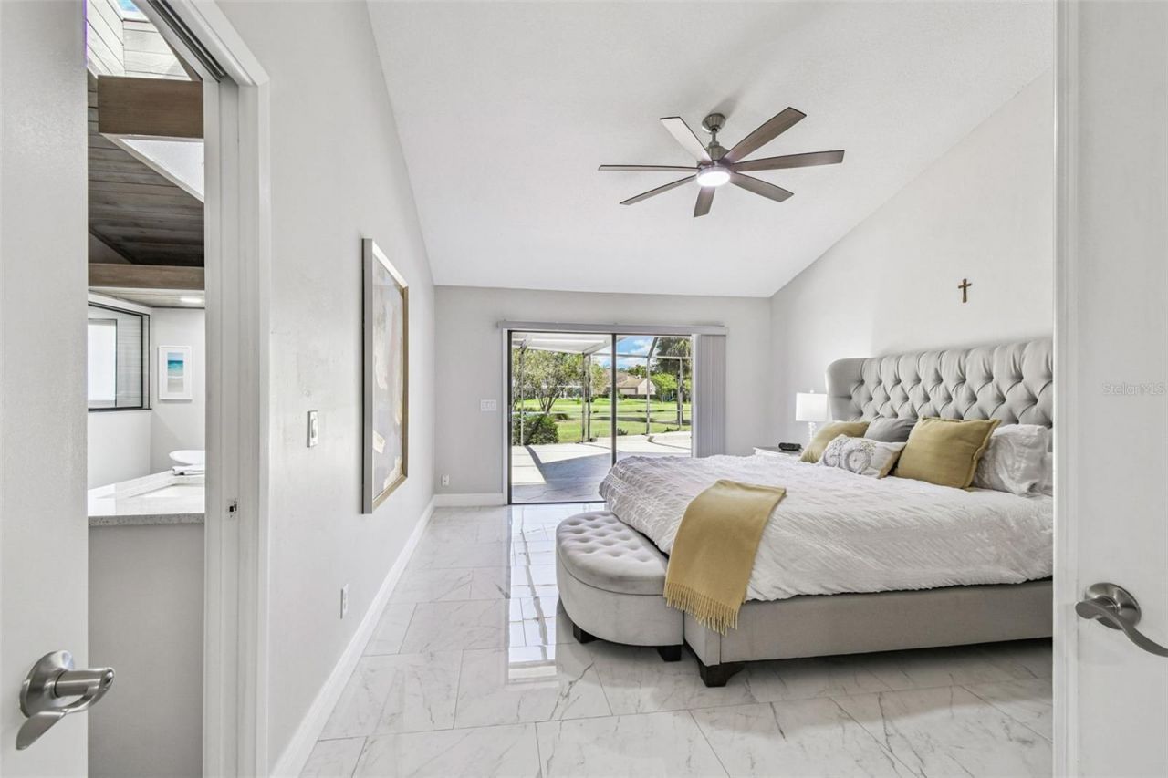 14603 Village Glen Circle, Tampa, FL 33618 Photo