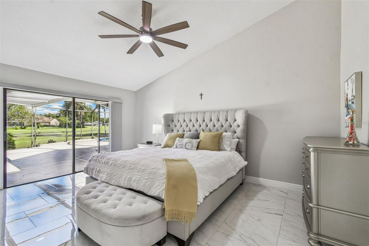 14603 Village Glen Circle, Tampa, FL 33618 Photo