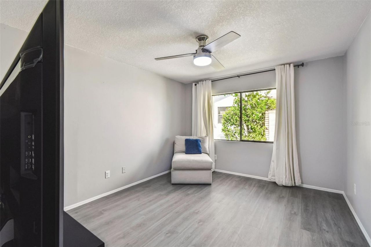 14603 Village Glen Circle, Tampa, FL 33618 Photo