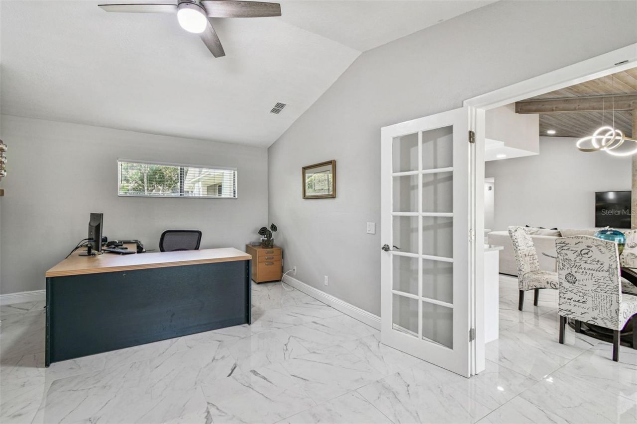 14603 Village Glen Circle, Tampa, FL 33618 Photo