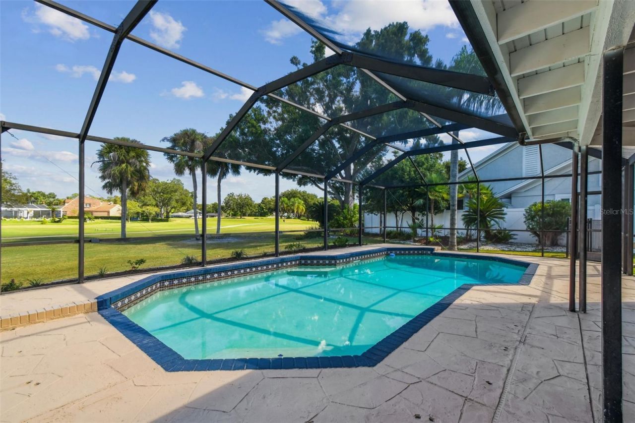 14603 Village Glen Circle, Tampa, FL 33618 Photo