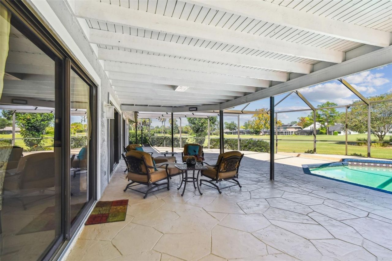 14603 Village Glen Circle, Tampa, FL 33618 Photo