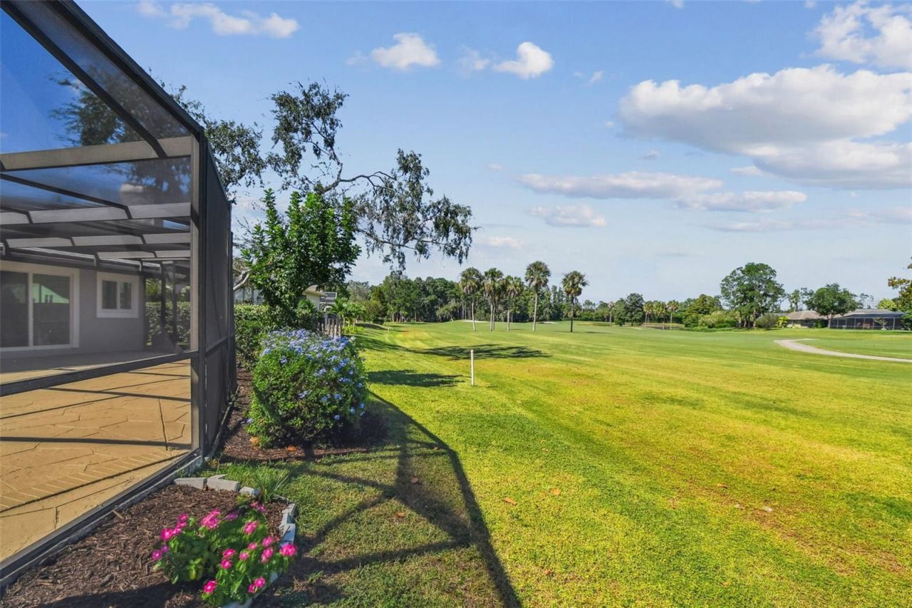 14603 Village Glen Circle, Tampa, FL 33618 Photo