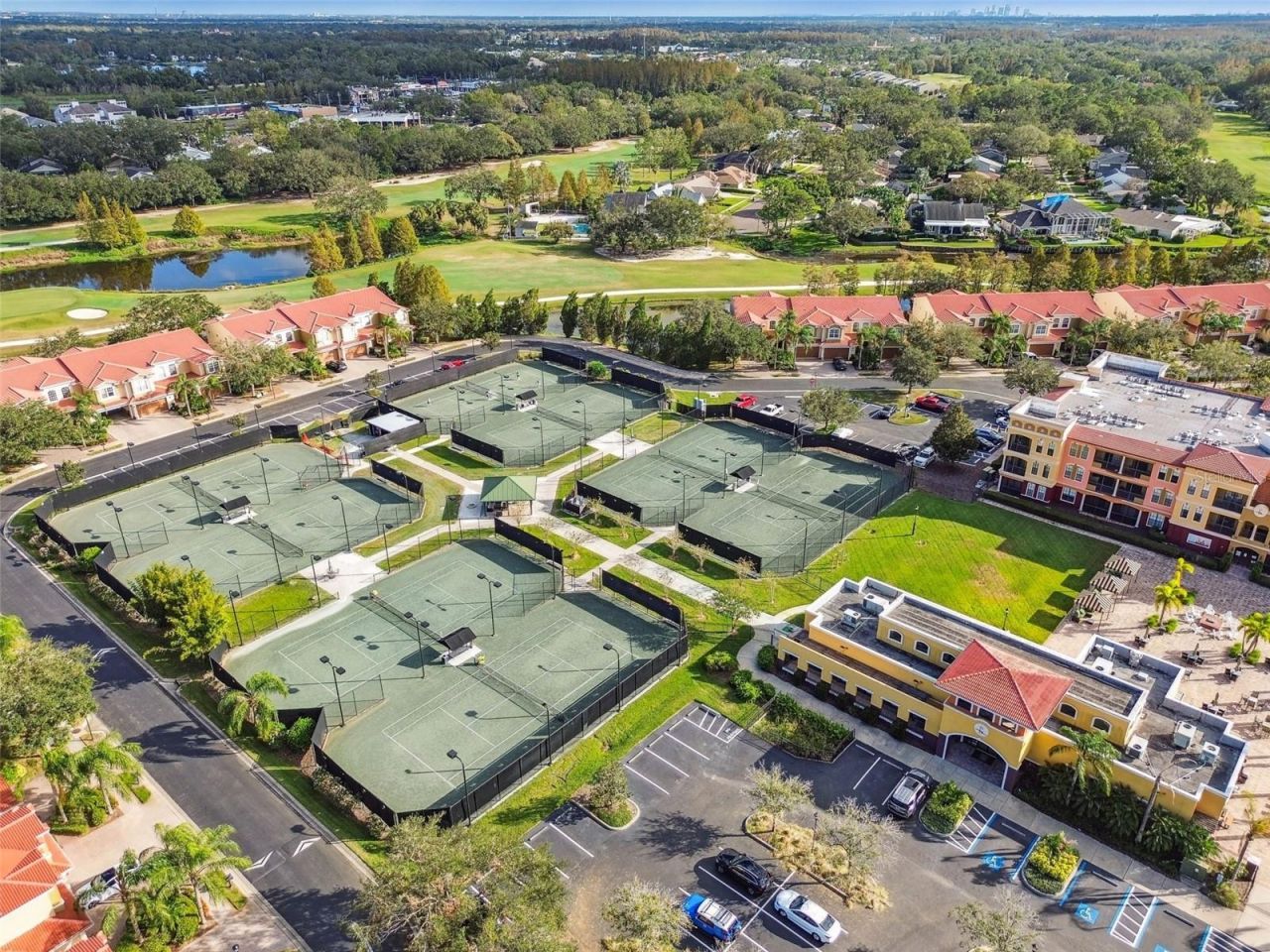 14603 Village Glen Circle, Tampa, FL 33618 Photo