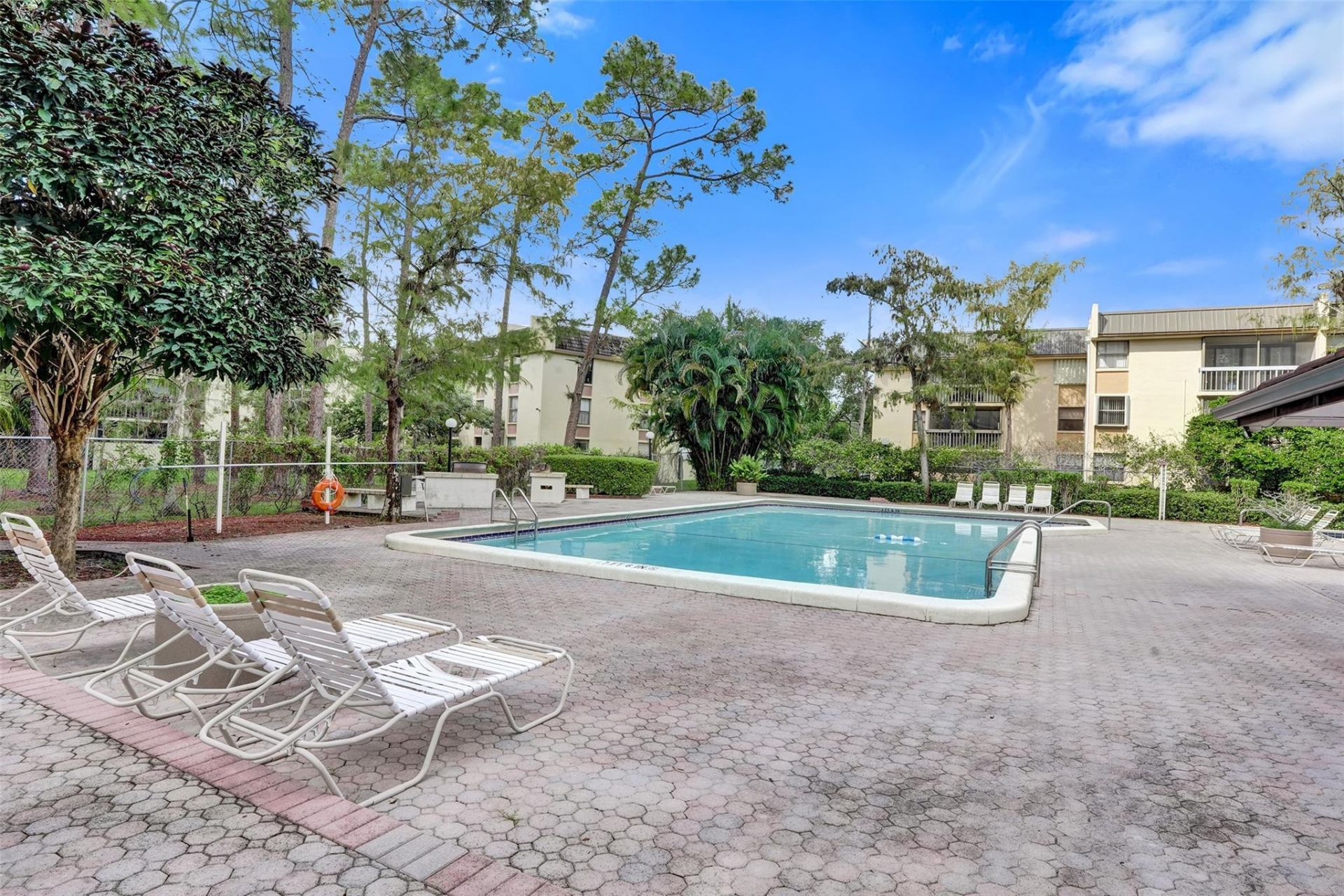 8415 Forest Hills Drive, Unit 206, Coral Springs, FL 33065 Photo
