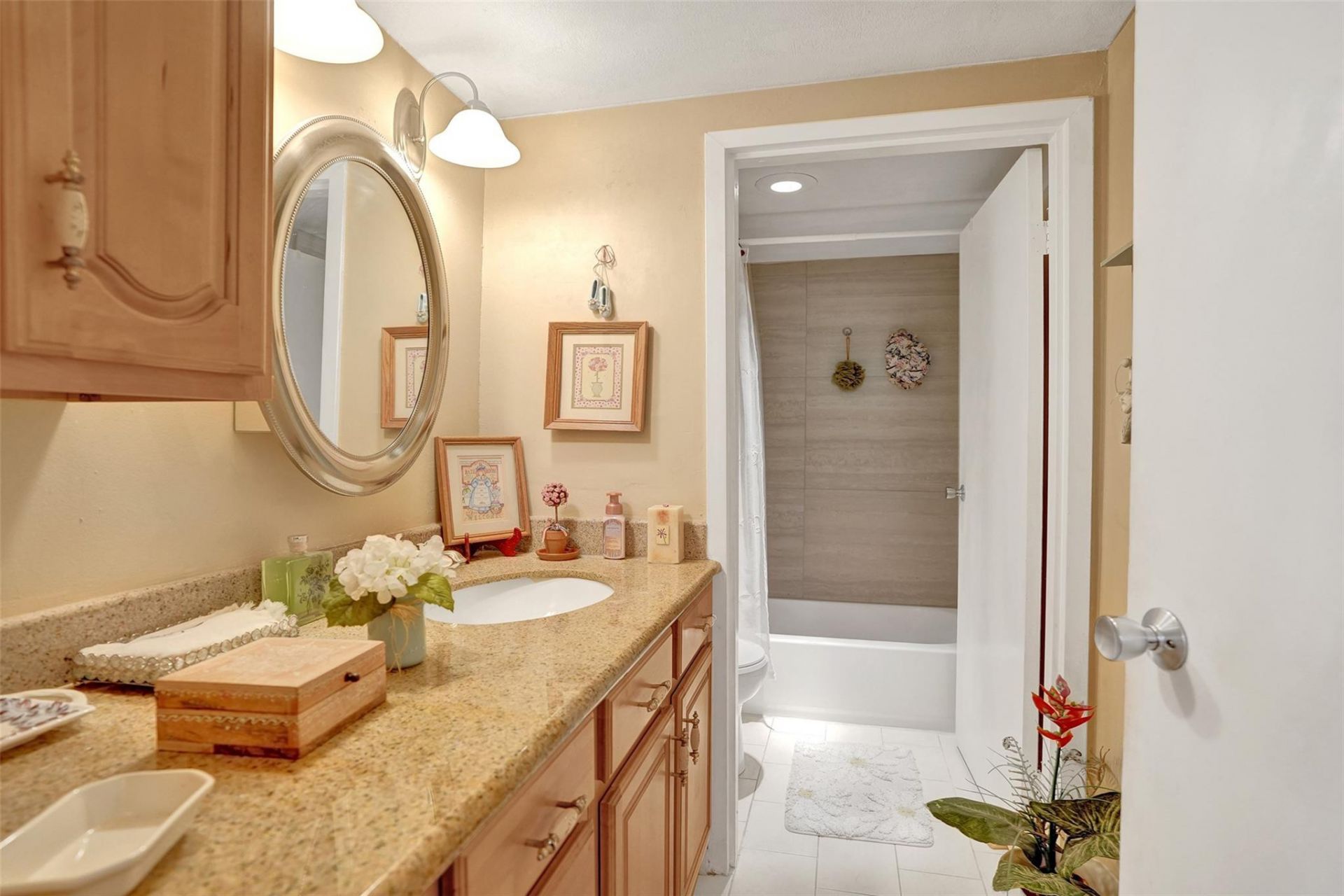 8415 Forest Hills Drive, Unit 206, Coral Springs, FL 33065 Photo