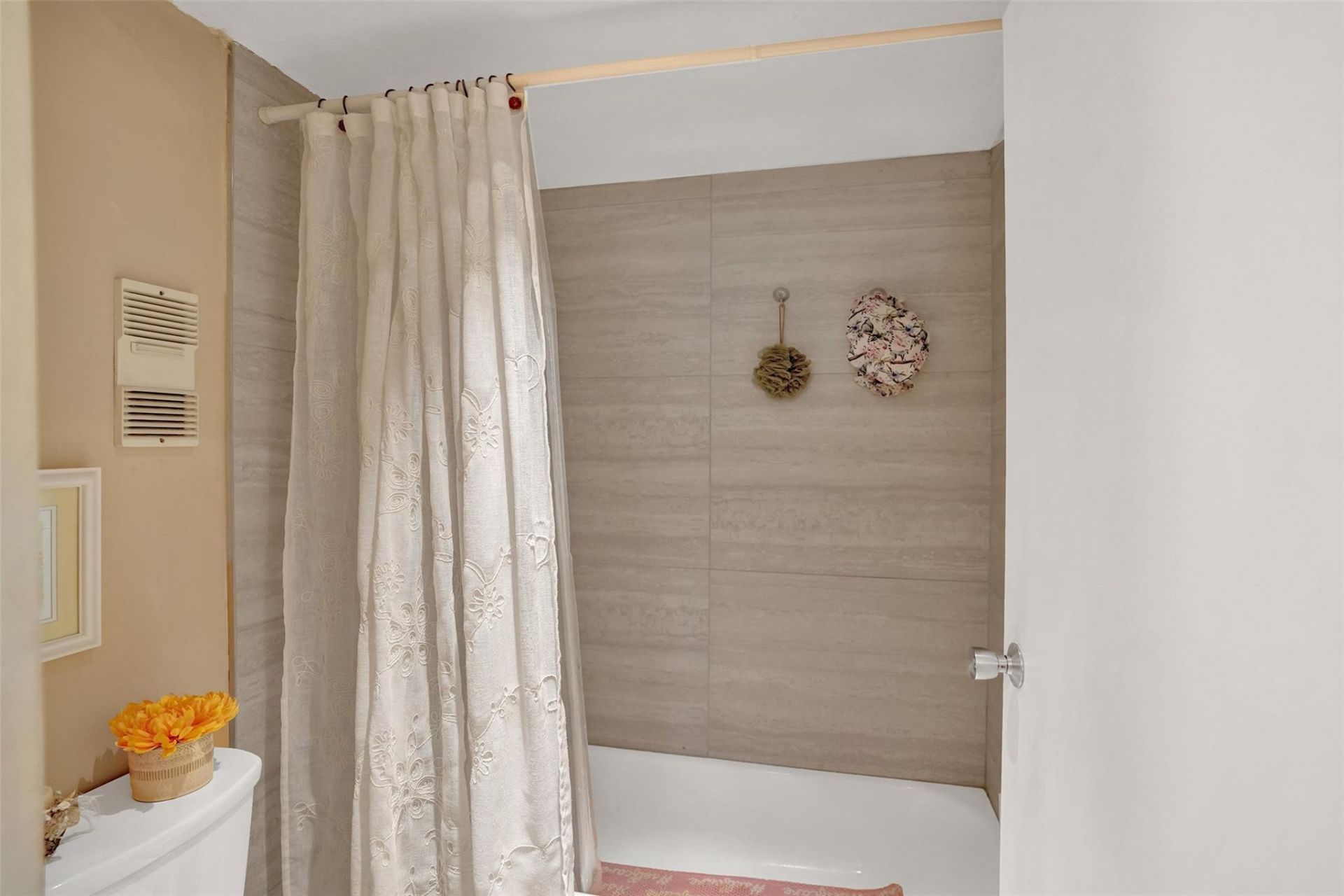 8415 Forest Hills Drive, Unit 206, Coral Springs, FL 33065 Photo