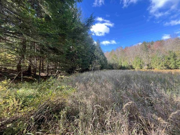 720 Bat Hennessy Road, Moretown, VT 05660