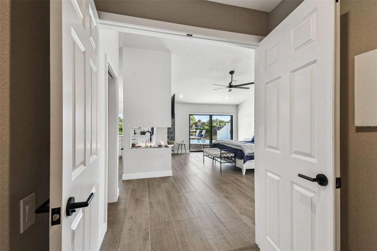 4169 Saltwater Boulevard, Tampa, FL 33615 Photo