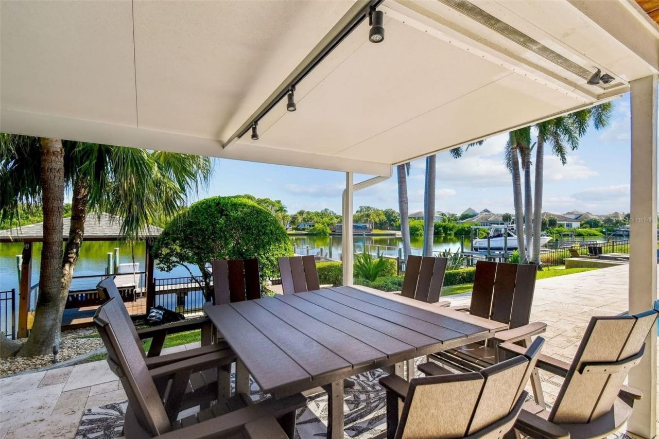 4169 Saltwater Boulevard, Tampa, FL 33615 Photo