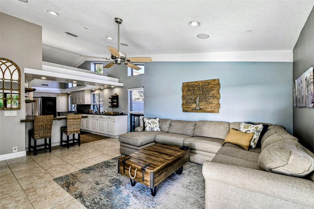 4169 Saltwater Boulevard, Tampa, FL 33615 Photo