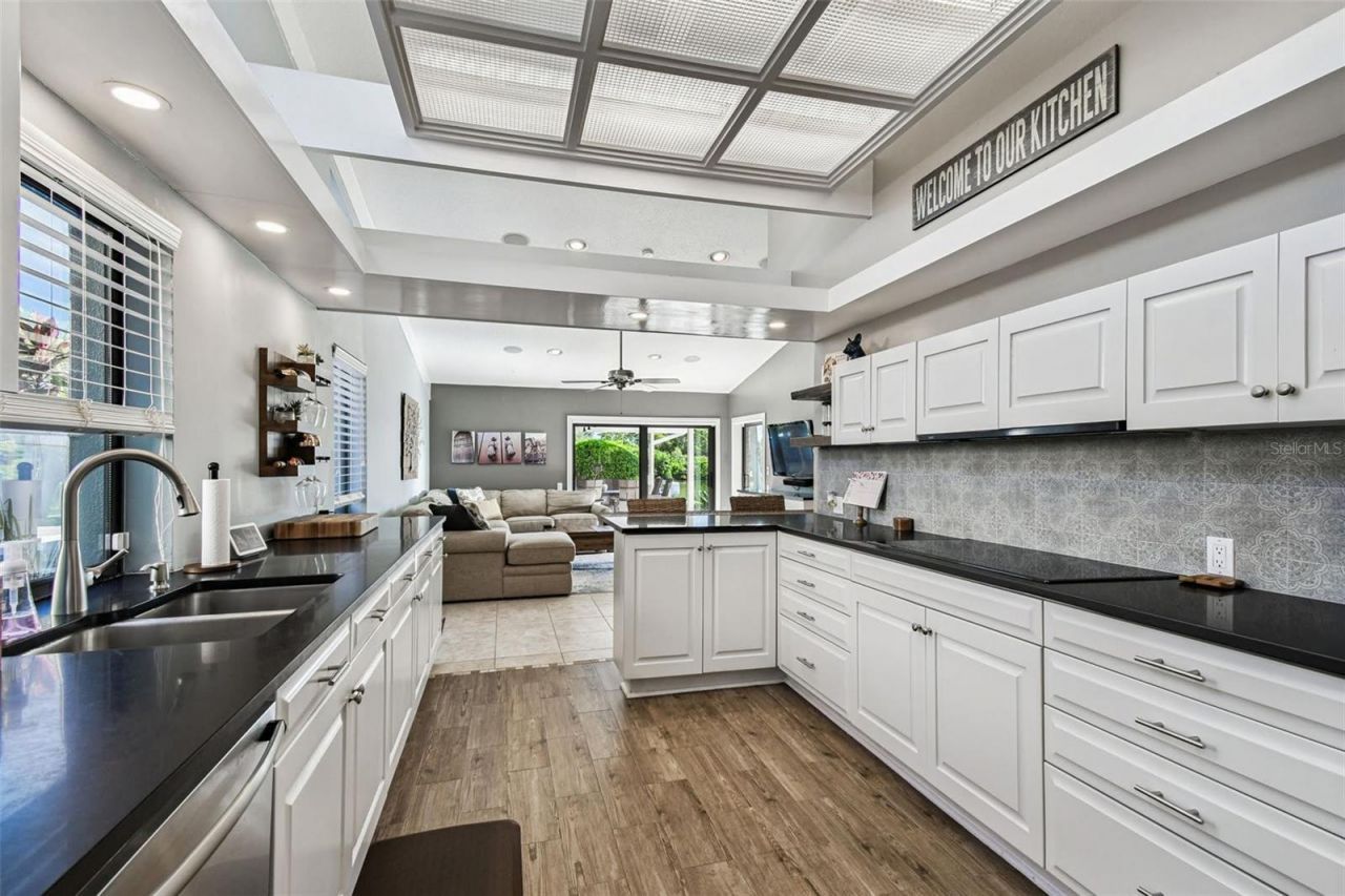 4169 Saltwater Boulevard, Tampa, FL 33615 Photo