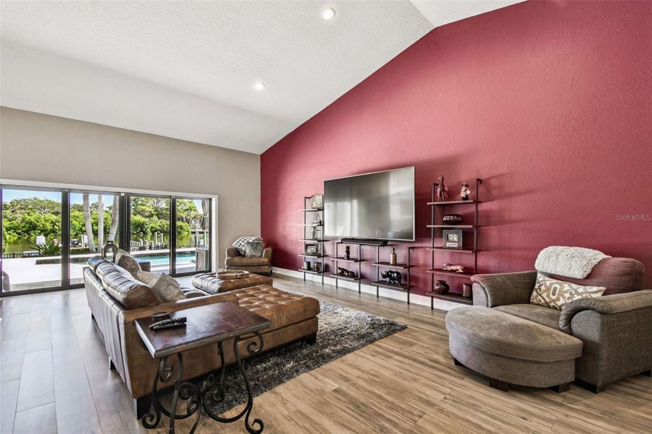 4169 Saltwater Boulevard, Tampa, FL 33615 Photo